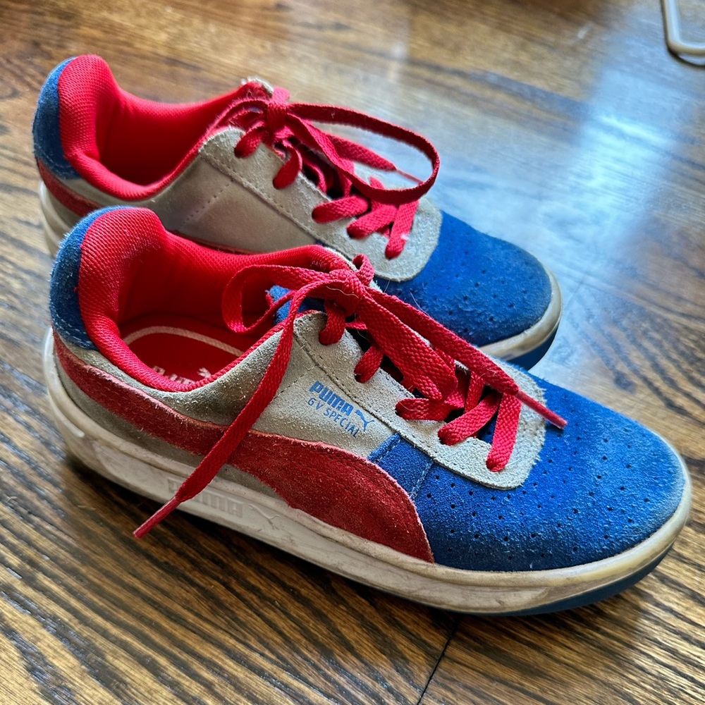 Puma kids size 13.5 sneakers